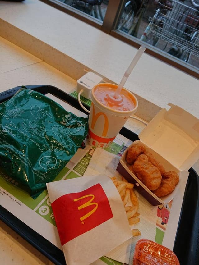マクドナルド 阪神尼崎駅店 - サブ画像2