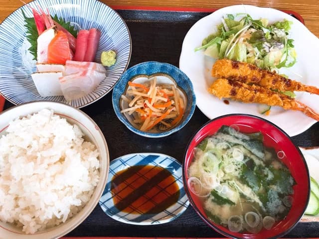 食事処 見晴 - サブ画像1