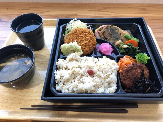 都庁第二本庁舎4階職員食堂 - サブ画像3