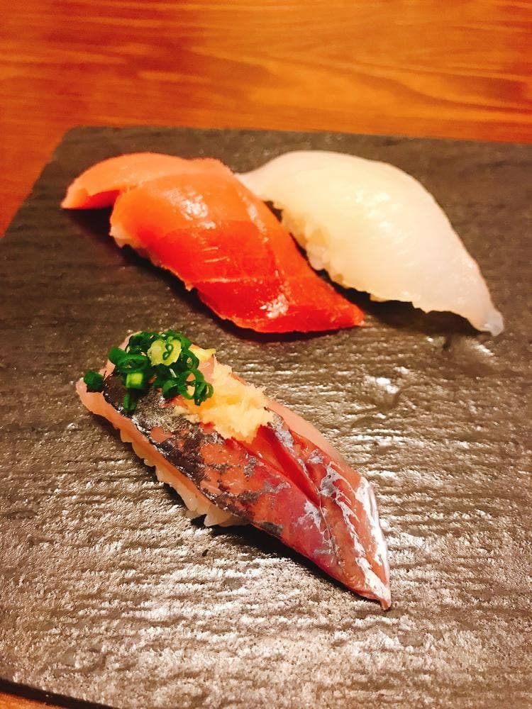 すし義