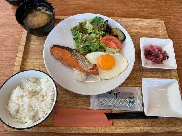 ロイヤルホスト 平尾店 - サブ画像3