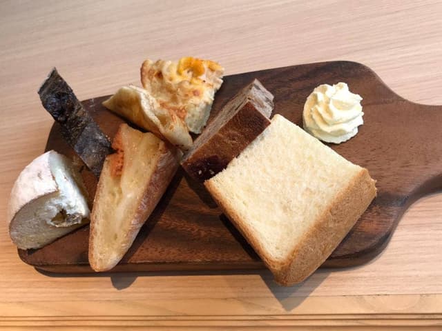 ベーカリー＆カフェ 南西の風 - サブ画像1