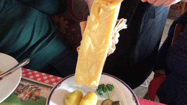 スイス料理プチ・シャレー - サブ画像3