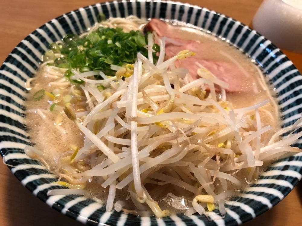 博多銘品蔵 博多口店