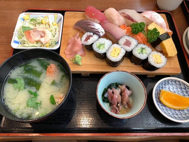 海鮮市場 魚大将 - サブ画像3