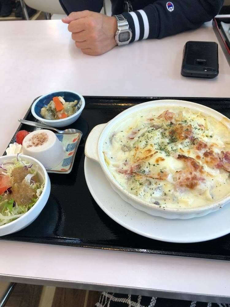 桜の杜の洋食屋さん