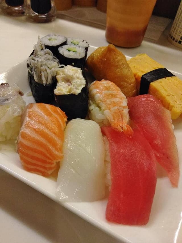 回転寿司ととぎん 近鉄奈良駅前店 - サブ画像1