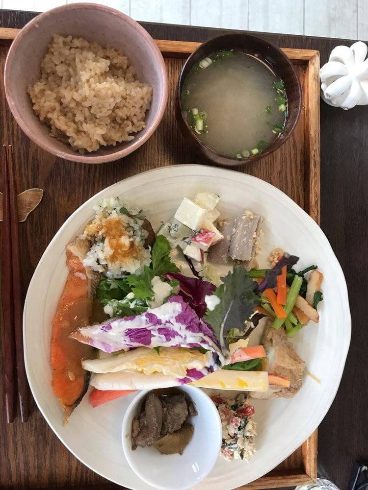 川辺の四季