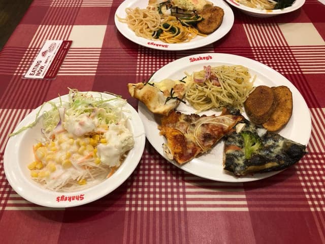 シェーキーズ FKD宇都宮インターパーク店 - サブ画像1