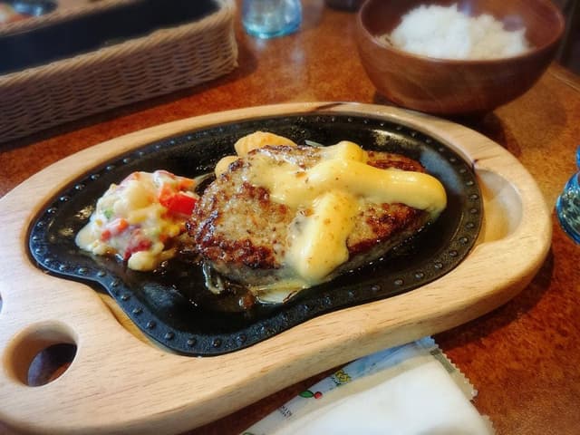 びっくりドンキー 北上店 - サブ画像1