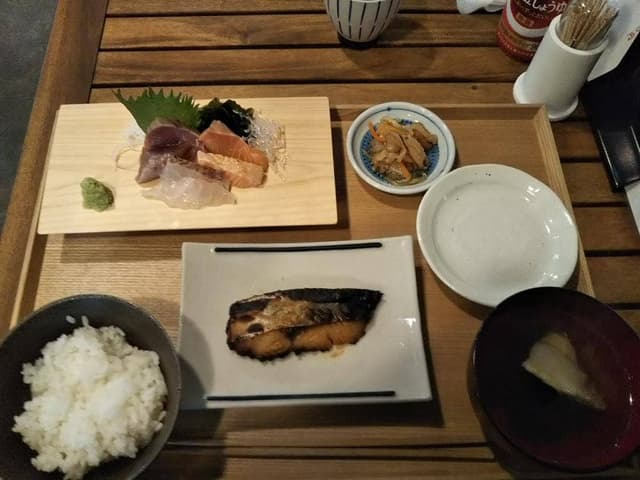 魚藤 辻堂店 - サブ画像1