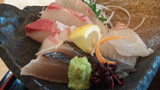 東かがわ料理店 魚源 - サブ画像3