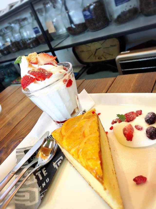 CAFE LIMOGES - サブ画像2