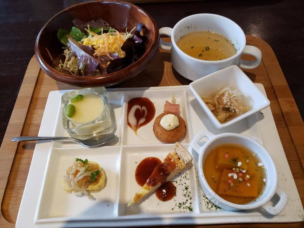 キッチン明カ里