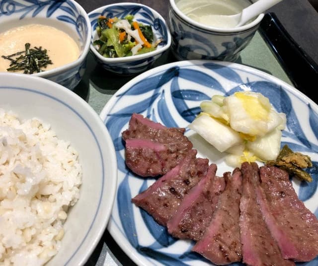 牛たんと和牛焼き 青葉 船橋東武店 - サブ画像2