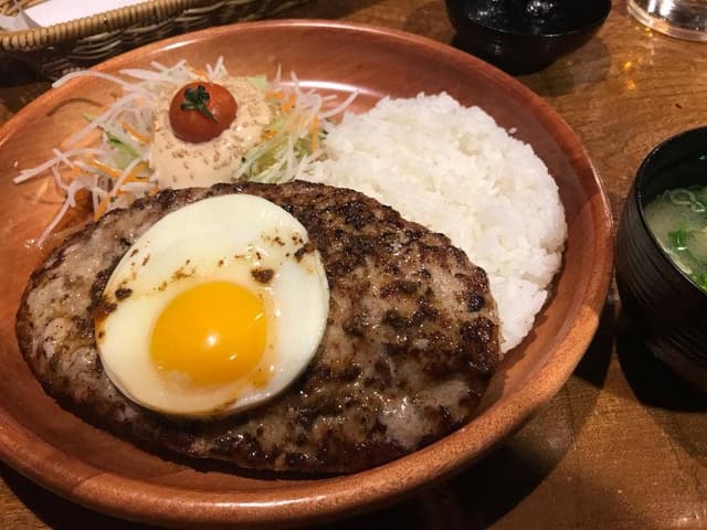 びっくりドンキー すすきの南5条店 - サブ画像2