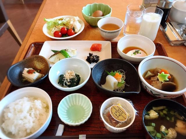 レストラン ガーデンズカフェ - サブ画像1