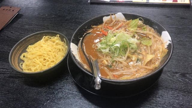 めん屋 JIN 本店 - サブ画像3