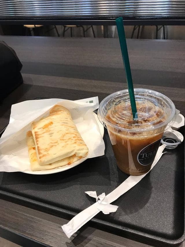 タリーズコーヒー エアポートウォーク名古屋店 - サブ画像1