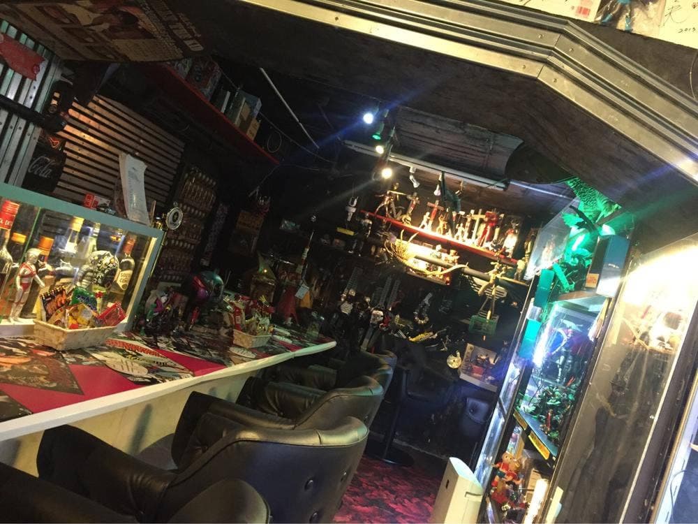 特撮ヒーローBAR 俺の部屋