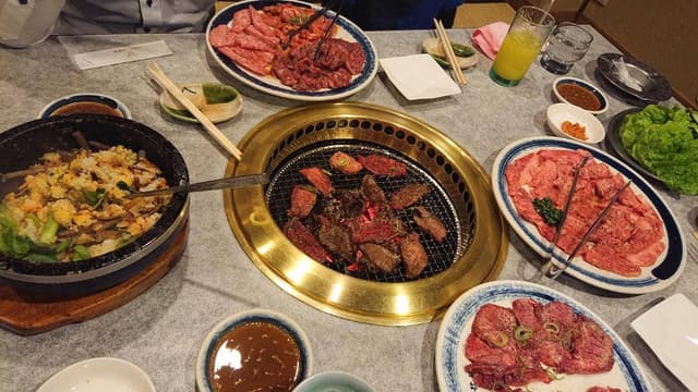 六歌苑 西南部店 - サブ画像1