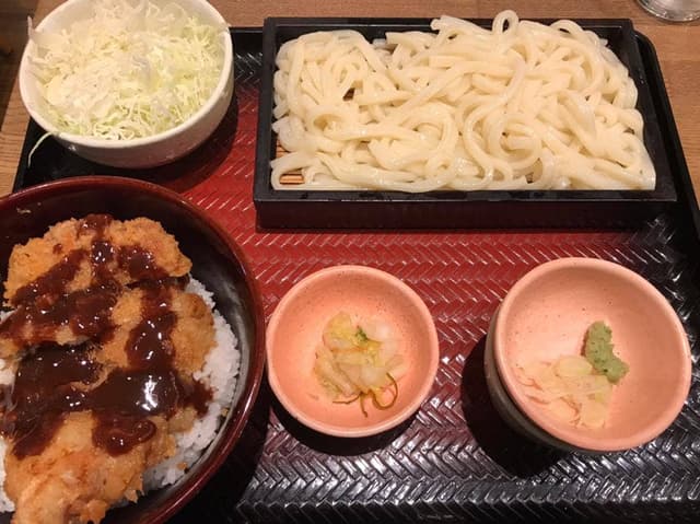 大戸屋ごはん処 横浜馬車道店 - サブ画像1