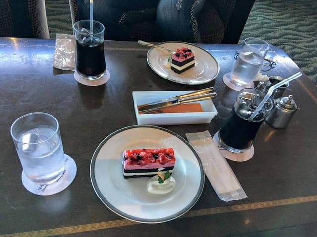 ナビオス横浜 バー&ラウンジ シーメンズクラブ - サブ画像1