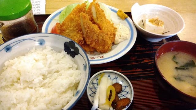 丸登食堂 - サブ画像1