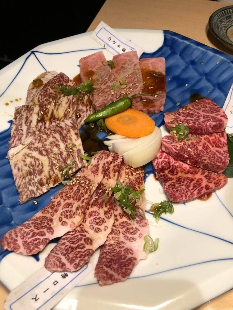 伊万里 深大寺店