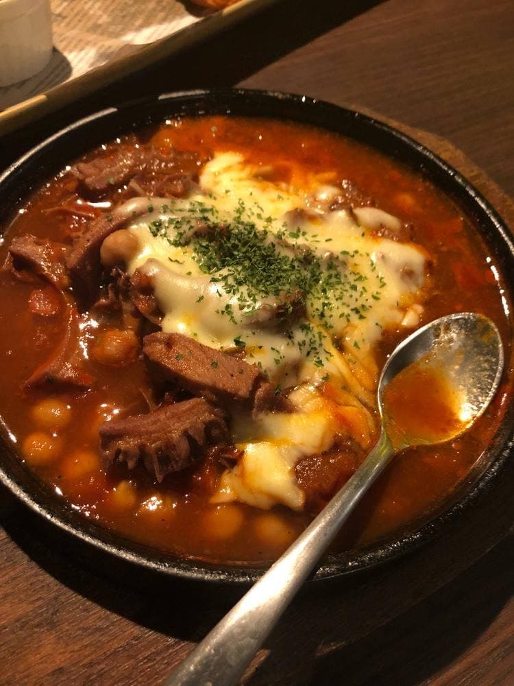 隠れ家ガーデン × 鉄板バル アジト-AJITO- 八重洲本店