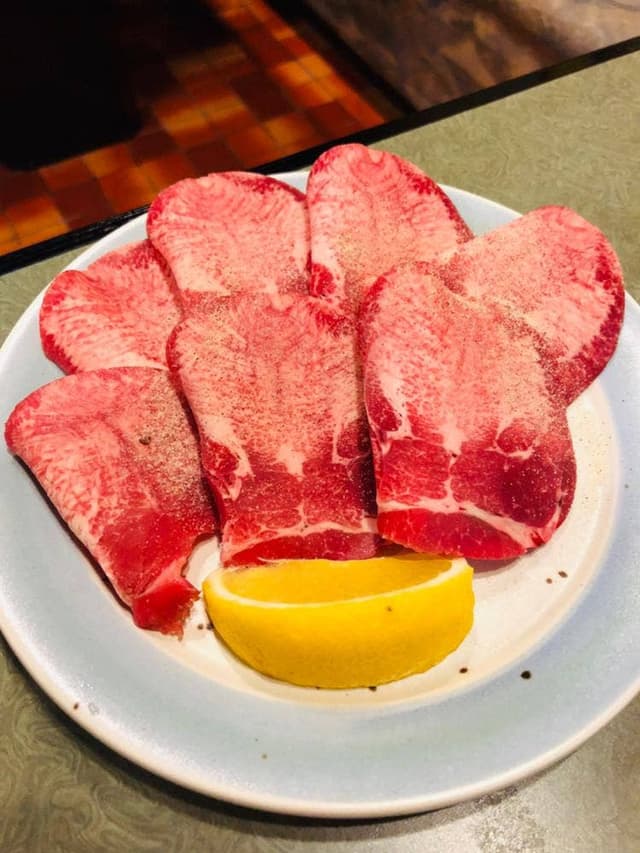 焼肉の国よってっ亭港店 - サブ画像1