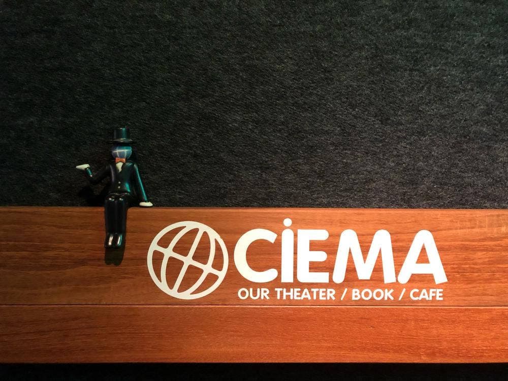 cafe CIEMA