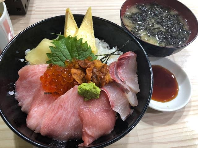海鮮丼 まるきた 3号店 - サブ画像2