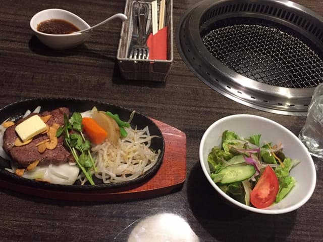 焼肉・ステーキ 鐵 - サブ画像3