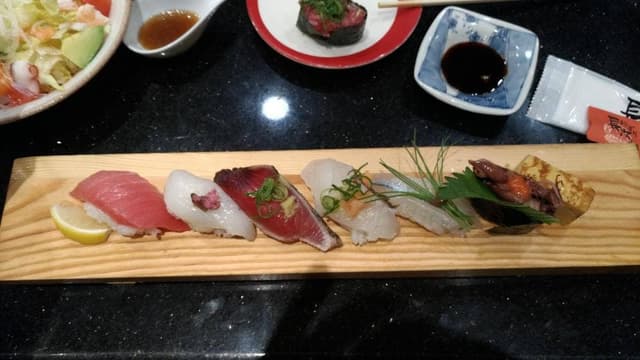 にぎり長次郎 奈良二条大路店 - サブ画像3