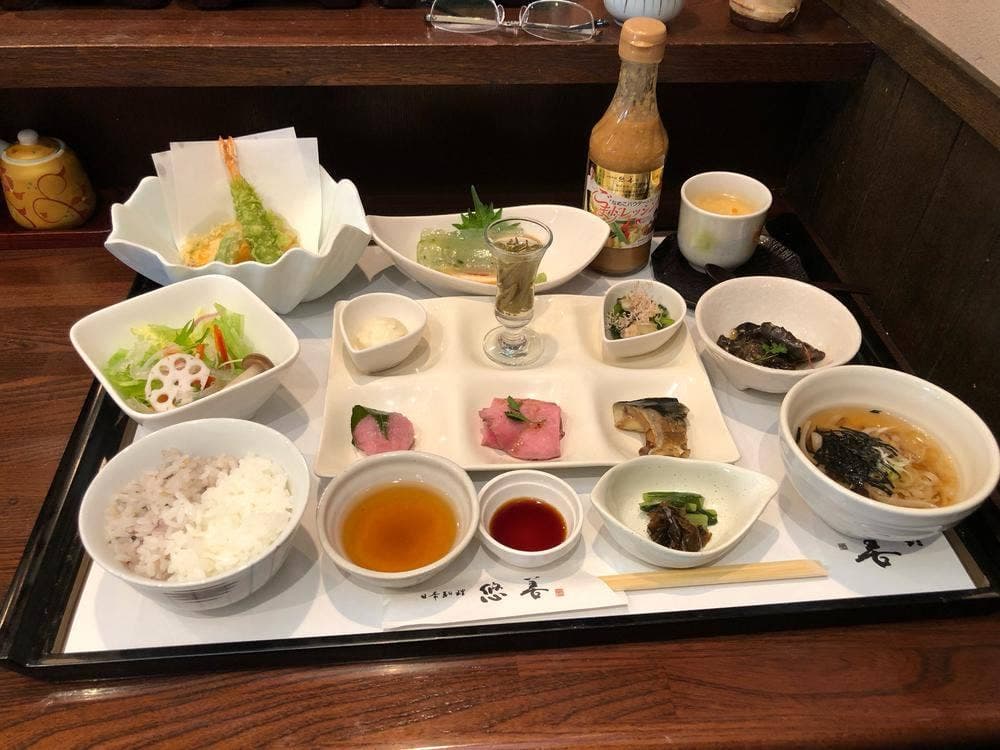 自然美庵 日本料理 悠善