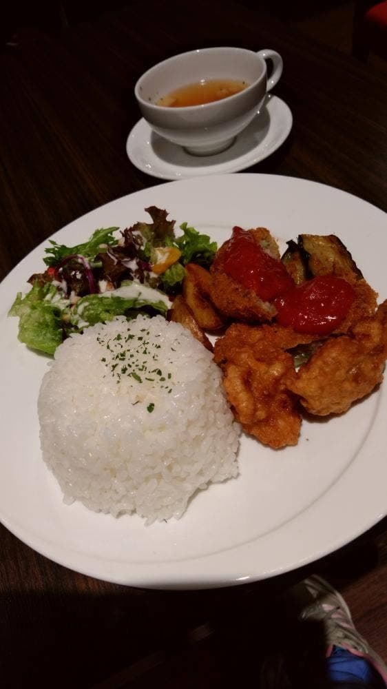 チカカフェ