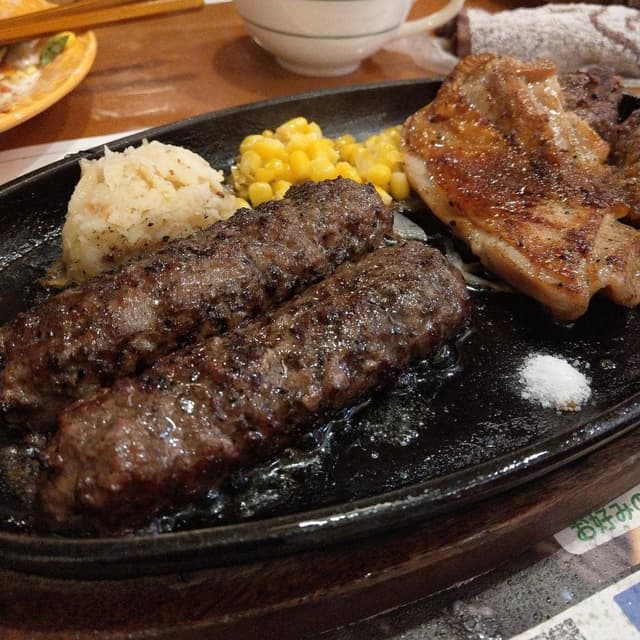 ブロンコビリー 湖南店 - サブ画像1