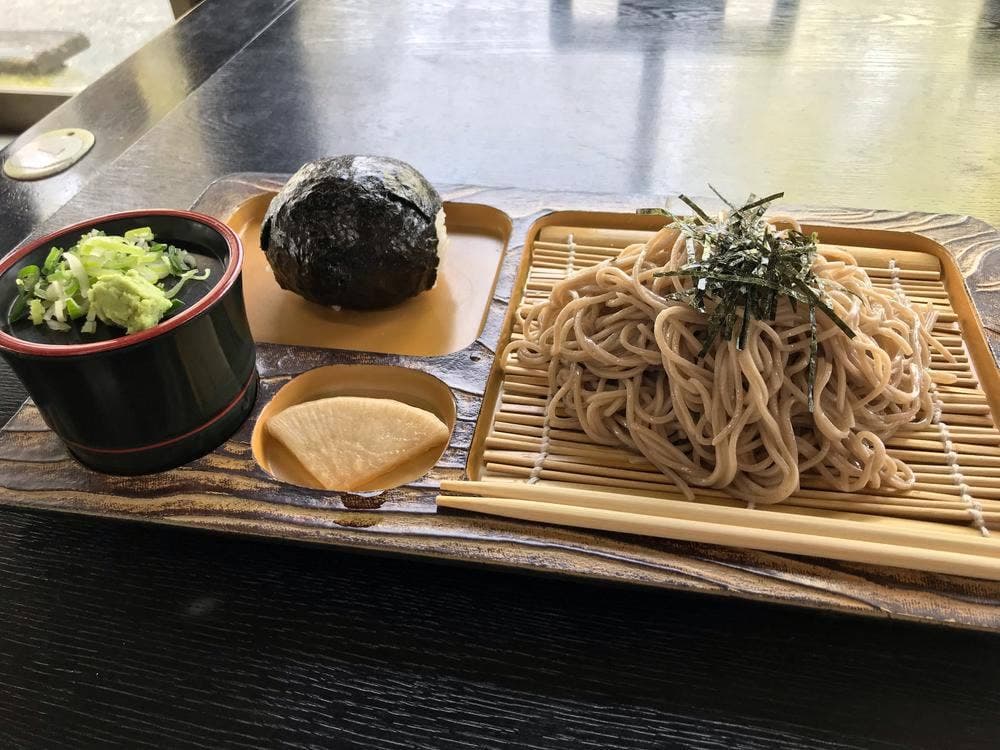 月廻りレストラン