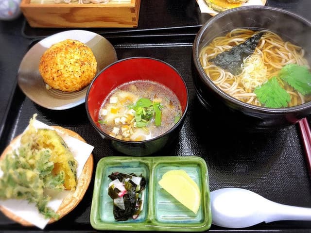 もちた屋そば処 - サブ画像3
