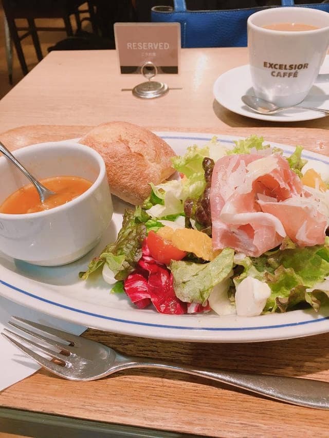 エクセルシオールカフェ 渋谷マークシティ店 - サブ画像3