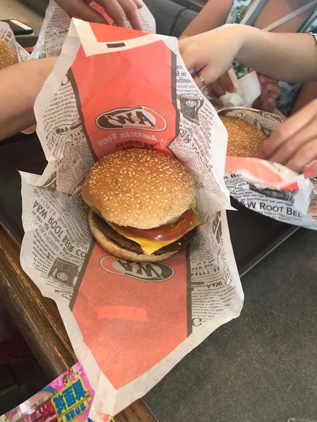 A&W 美浜店 - サブ画像3