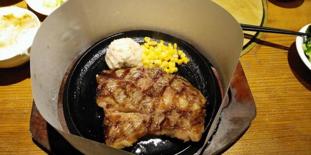 レッフェル 武蔵ヶ丘店 - サブ画像1