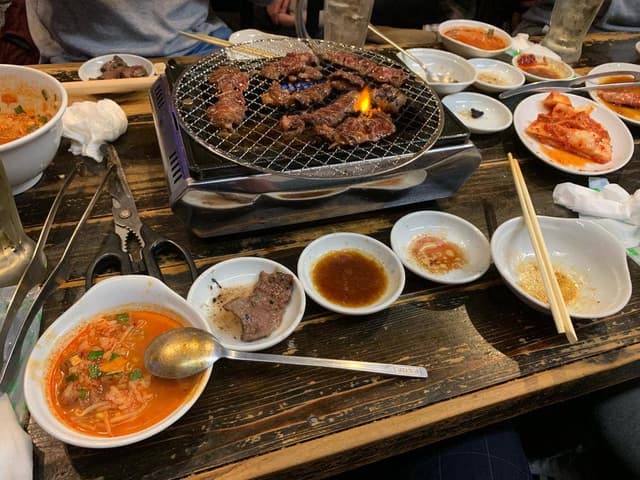 肉問屋直営 肉一 王子店 - サブ画像2