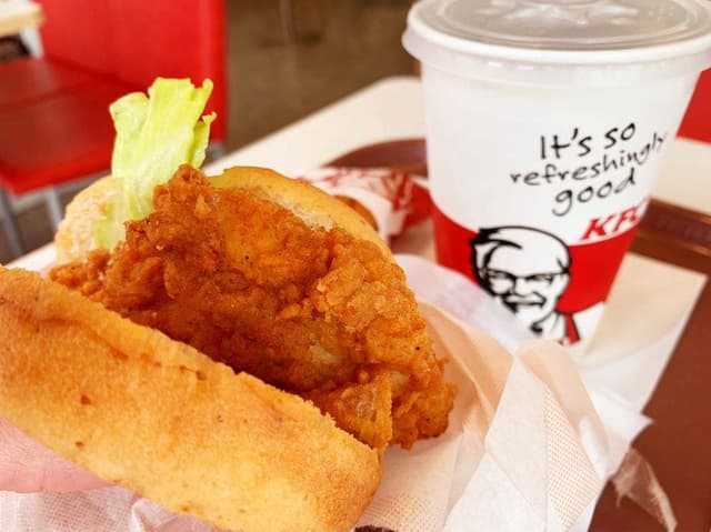 ケンタッキーフライドチキン イオンモール札幌苗穂店 - サブ画像1