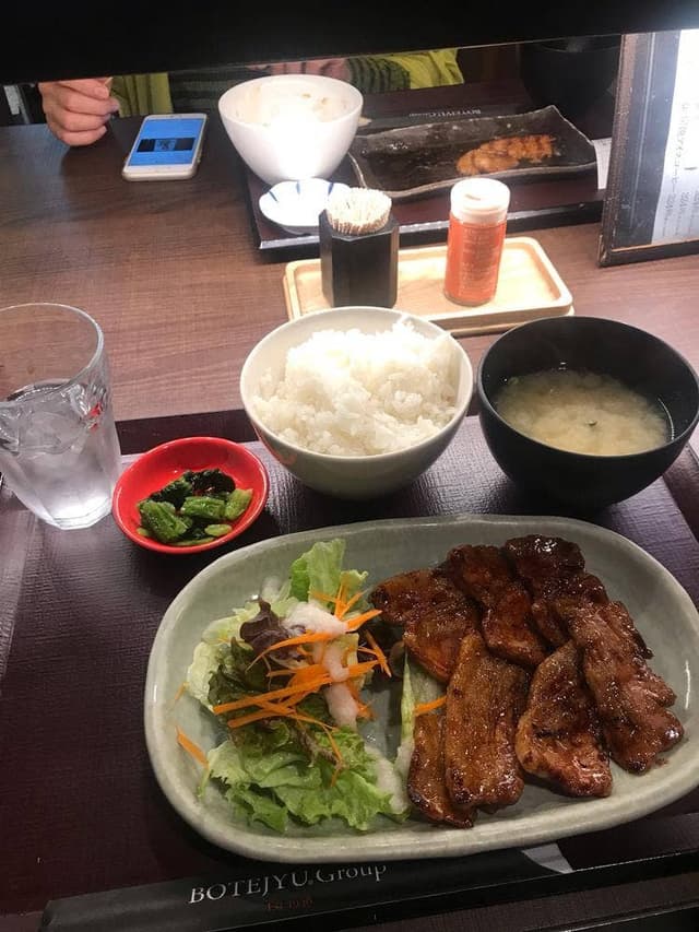 北海道 十勝 ゆうたく 新宿サブナード店 - サブ画像3