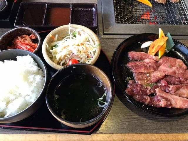 からくに屋 狭山ケ丘店 - サブ画像1