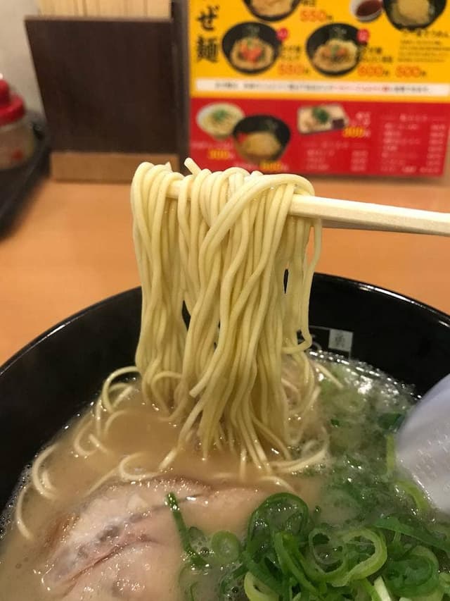 糸島ラーメン ゆうゆう - サブ画像2