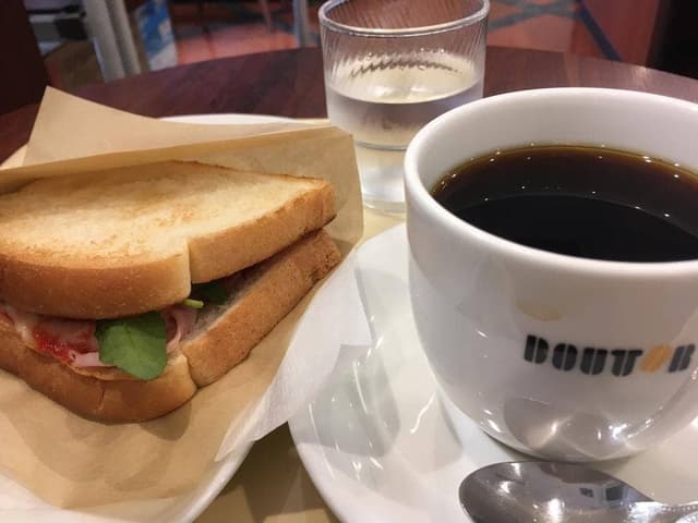ドトールコーヒーショップ EneJet公津の杜店 - サブ画像2