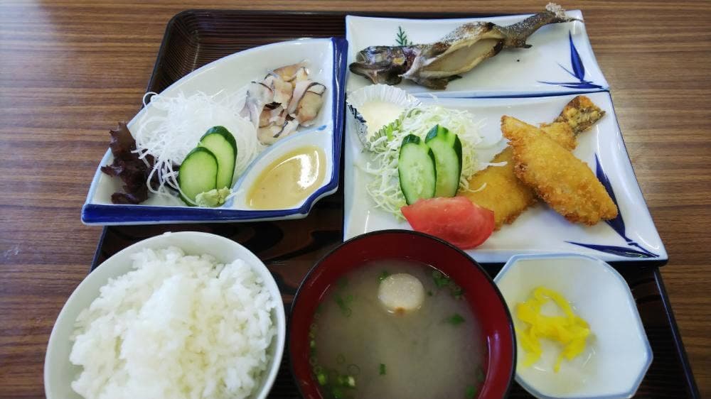 泉流庭